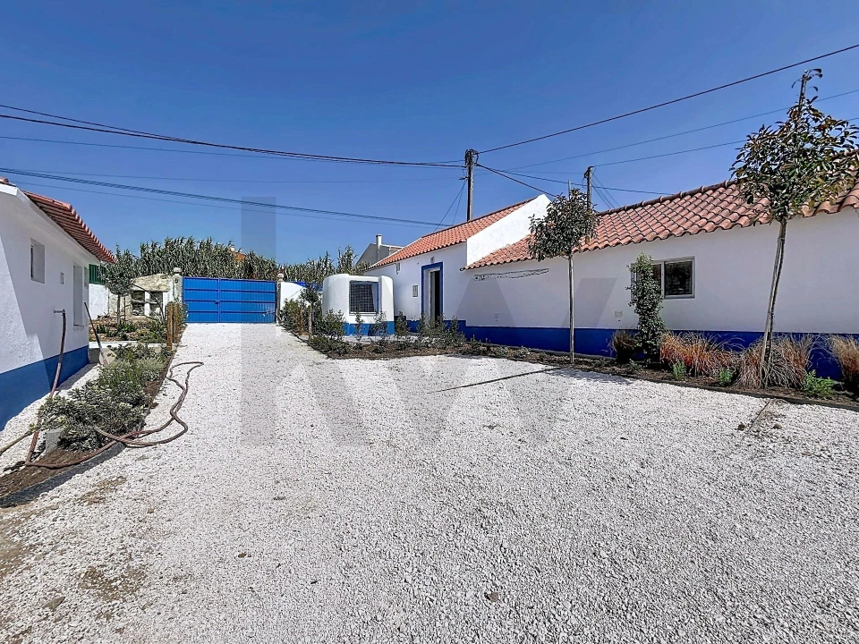 Moradia T1 para Arrendamento em Santa Maria e São Miguel, São Martinho, São Pedro Penaferrim Foto 24