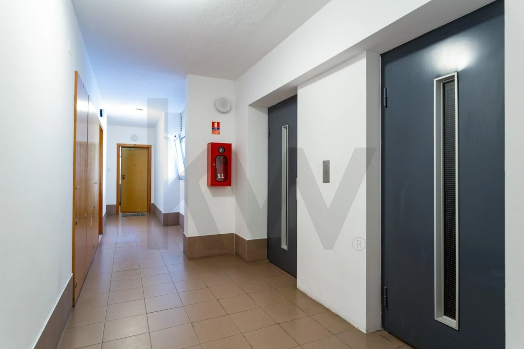 Apartamento T3 para Venda em Caparica e Trafaria Foto 16