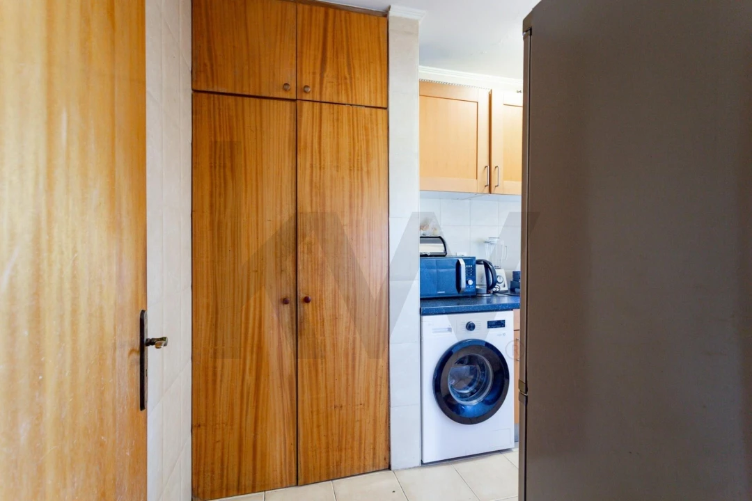 Apartamento T3 para Venda em Caparica e Trafaria Foto 6