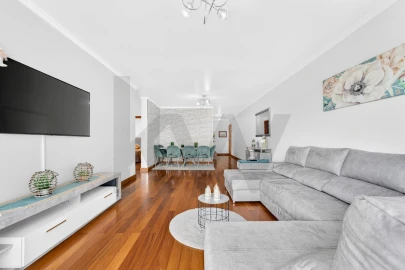 Apartamento T3 para Venda em Camara de Lobos