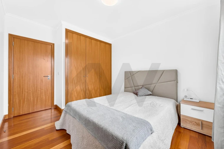 Apartamento T3 para Venda em Camara de Lobos Foto 15