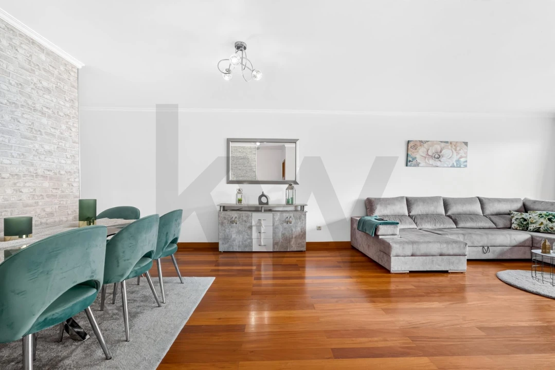 Apartamento T3 para Venda em Camara de Lobos Foto 8