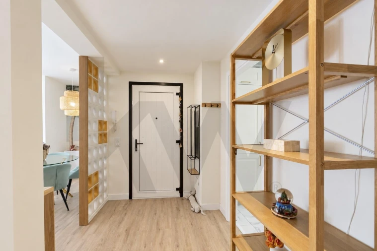 Apartamento T2 para Venda em Caniço Foto 8