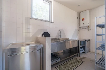Moradia T8 para Venda em Vila Nova do Ceira