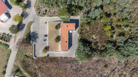 Moradia T8 para Venda em Vila Nova do Ceira
