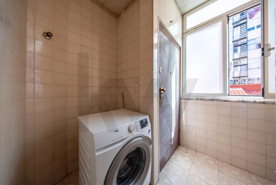 Apartamento T3 para Venda em Arroios Foto 2