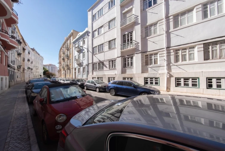 Apartamento T3 para Venda em Arroios Foto 27