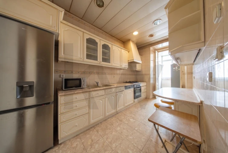Apartamento T3 para Venda em Arroios Foto 6