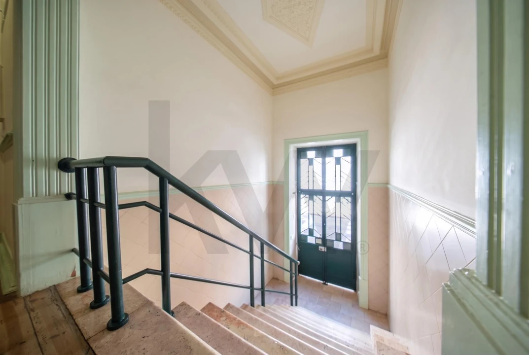 Apartamento T3 para Venda em Arroios Foto 1