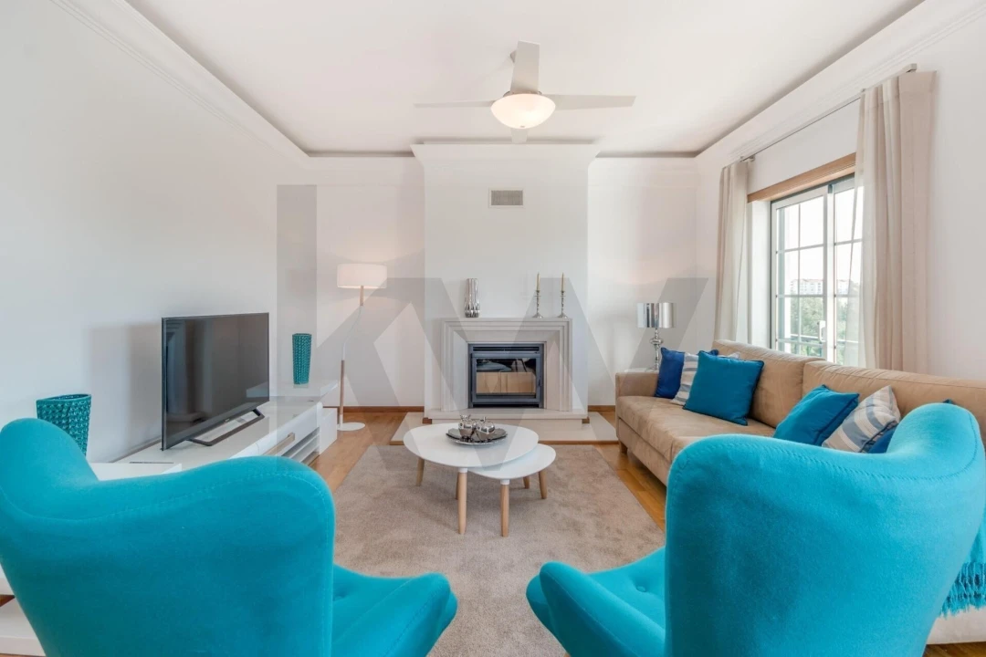 Apartamento T3 para Arrendamento em Alcabideche Foto 5