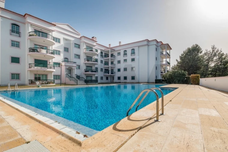 Apartamento T3 para Arrendamento em Alcabideche Foto 6