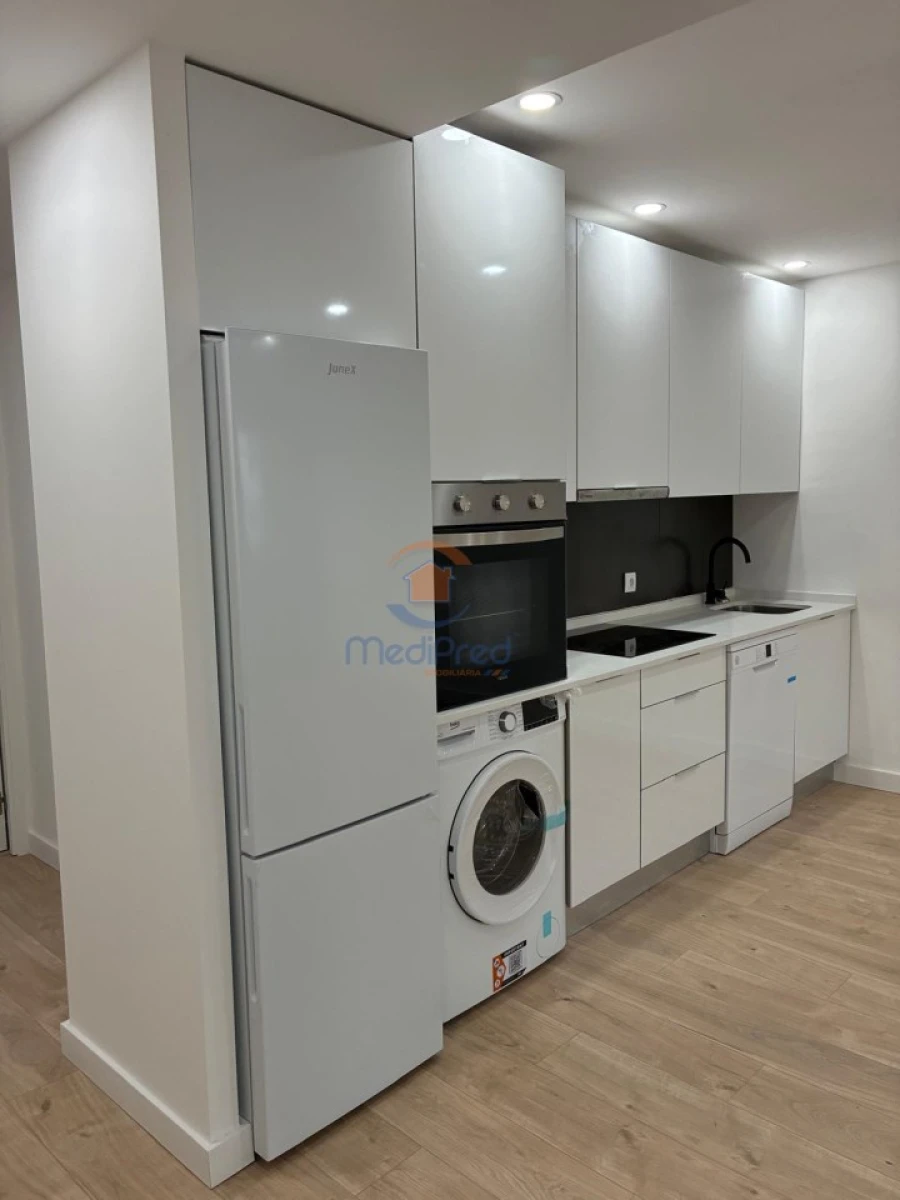 Apartamento T3 para Venda em Odivelas Foto 3