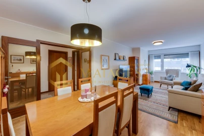 Apartamento T2 para Venda em Santa Marinha e São Pedro da Afurada