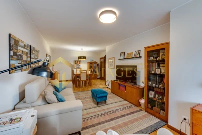 Apartamento T2 para Venda em Santa Marinha e São Pedro da Afurada
