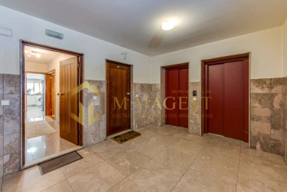 Apartamento T2 para Venda em Santa Marinha e São Pedro da Afurada