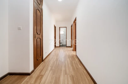Apartamento T3 para Venda em São Vitor (Braga)