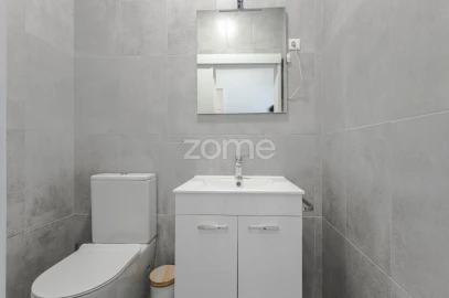 Apartamento T3 para Venda em Cedofeita, Santo Ildefonso, Sé, Miragaia, São Nicolau e Vitória