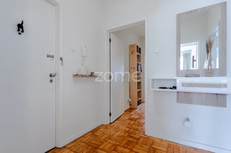 Apartamento T3 para Venda em Cedofeita, Santo Ildefonso, Sé, Miragaia, São Nicolau e Vitória Foto 3