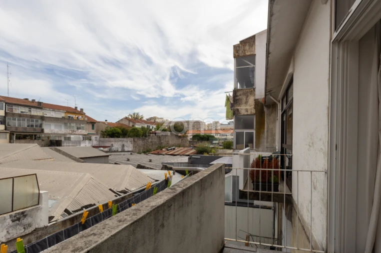 Apartamento T3 para Venda em Cedofeita, Santo Ildefonso, Sé, Miragaia, São Nicolau e Vitória Foto 8