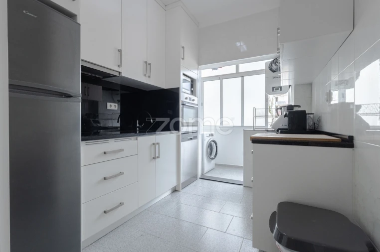 Apartamento T3 para Venda em Cedofeita, Santo Ildefonso, Sé, Miragaia, São Nicolau e Vitória Foto 12