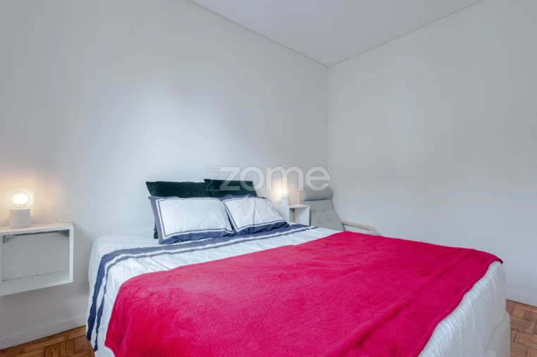 Apartamento T3 para Venda em Cedofeita, Santo Ildefonso, Sé, Miragaia, São Nicolau e Vitória Foto 21