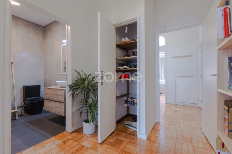 Apartamento T3 para Venda em Cedofeita, Santo Ildefonso, Sé, Miragaia, São Nicolau e Vitória Foto 17