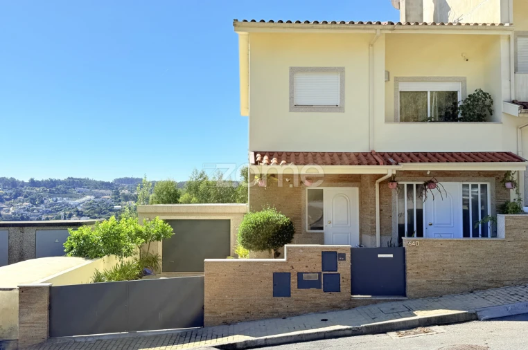 Moradia T3 para Venda em Arnoso (Santa Maria e Santa Eulália) e Sezures Foto 3
