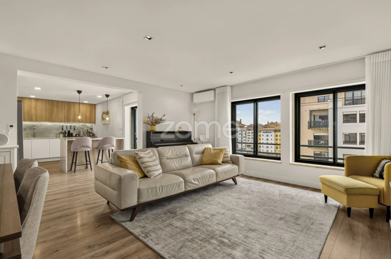 Apartamento T4 para Venda em Queluz e Belas Foto 11