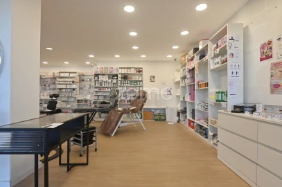 Negócio para Venda em Águas Livres