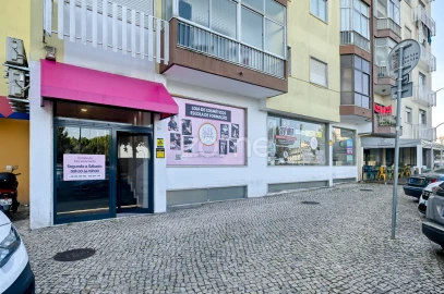 Negócio para Venda em Águas Livres