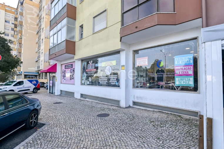 Negócio para Venda em Águas Livres Foto 3