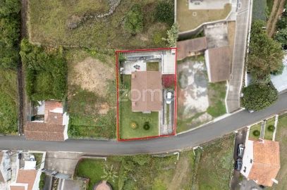 Moradia T3 para Venda em São Vicente Ferreira