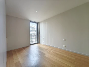 Apartamento T3 para Venda em Santa Marinha e São Pedro da Afurada