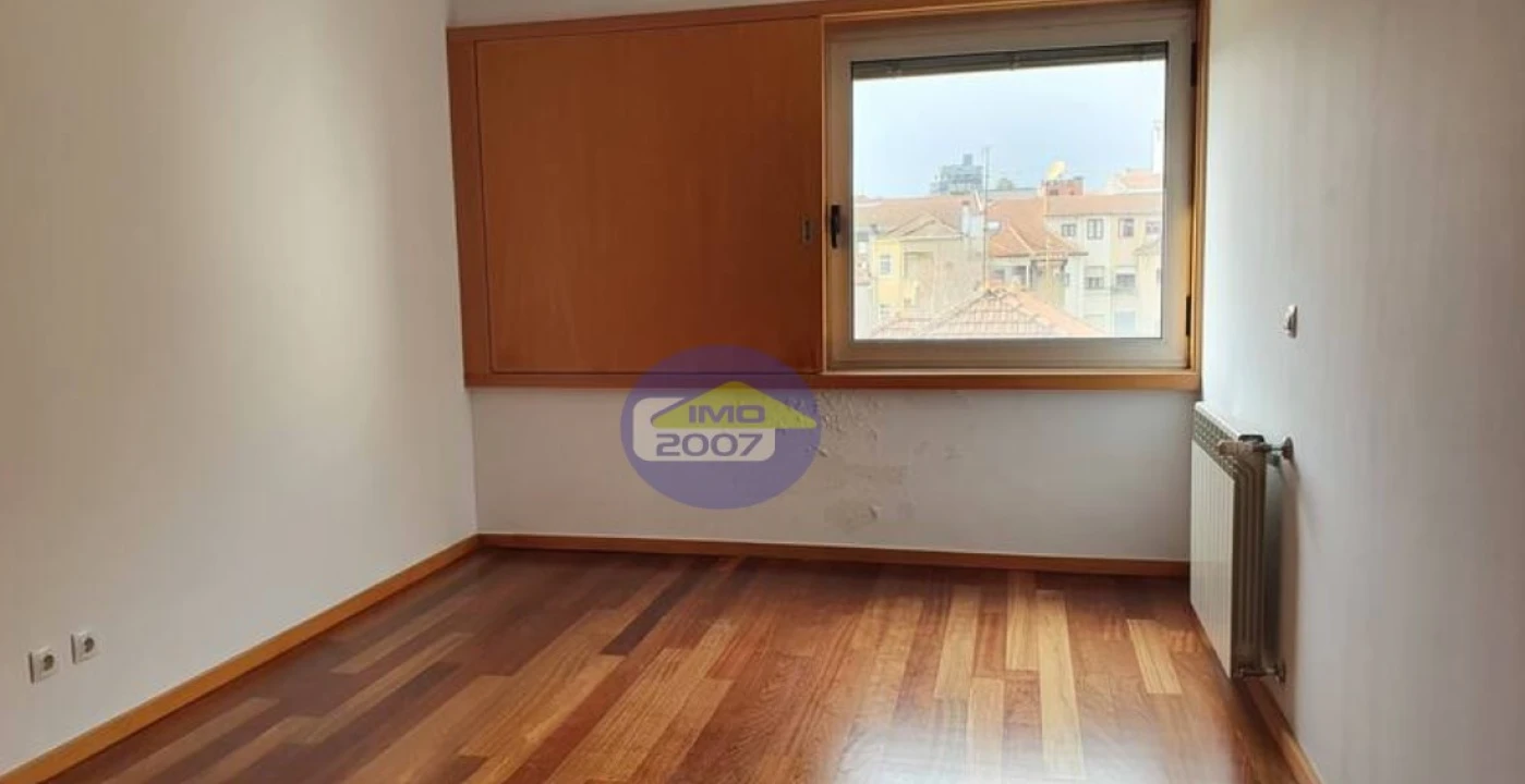 Apartamento T3 para Venda em Bonfim Foto 12