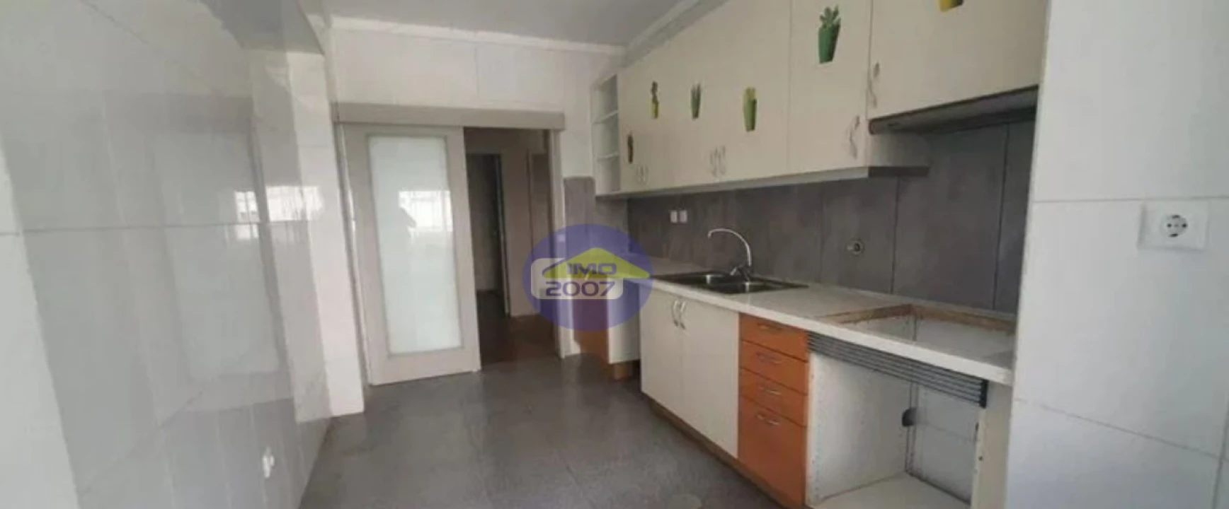 Apartamento T3 para Venda em Aguas Santas Foto 2