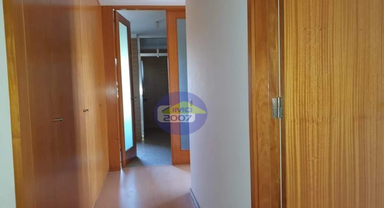 Apartamento T3 para Venda em Moreira Foto 6