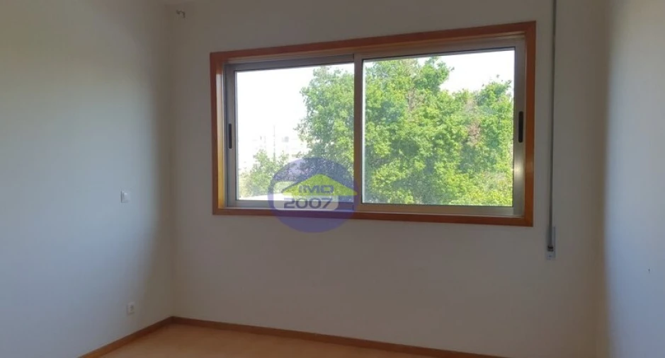 Apartamento T3 para Venda em Moreira Foto 12