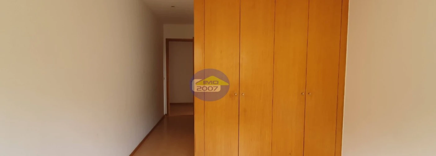 Apartamento T3 para Venda em Moreira Foto 7