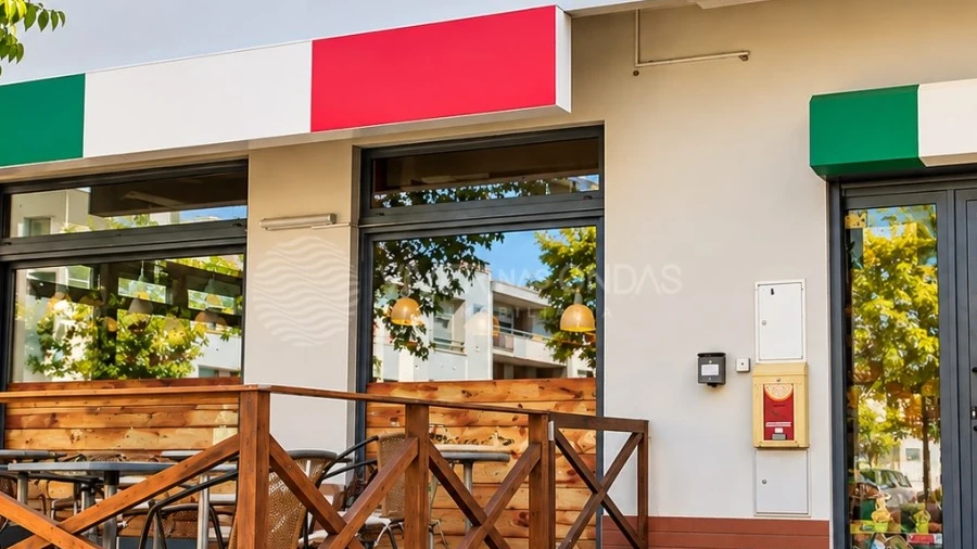 Loja para Venda em Charneca de Caparica e Sobreda