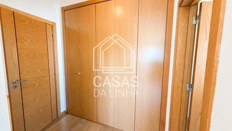 Apartamento T3 para Arrendamento em Carnaxide e Queijas
