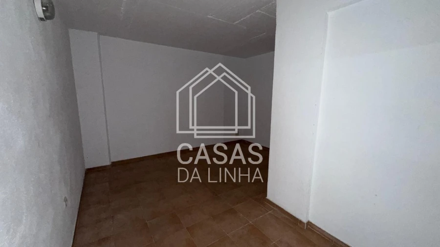 Apartamento T3 para Arrendamento em Carnaxide e Queijas Foto 31