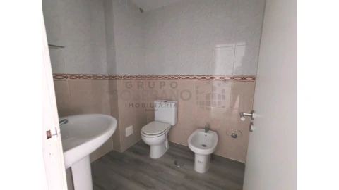 Apartamento T3 para Venda em Quinta do Conde