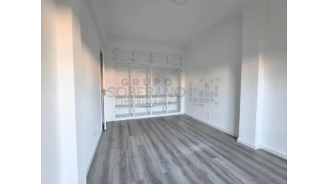 Apartamento T3 para Venda em Quinta do Conde