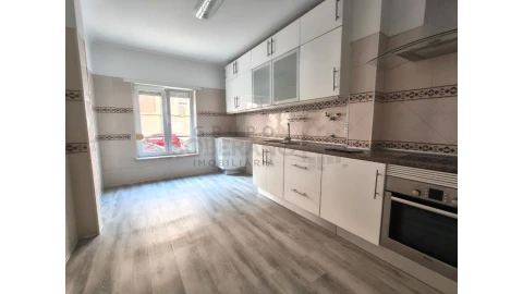 Apartamento T3 para Venda em Quinta do Conde