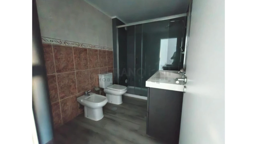 Apartamento T3 para Venda em Quinta do Conde Foto 8