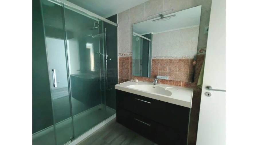 Apartamento T3 para Venda em Quinta do Conde Foto 9