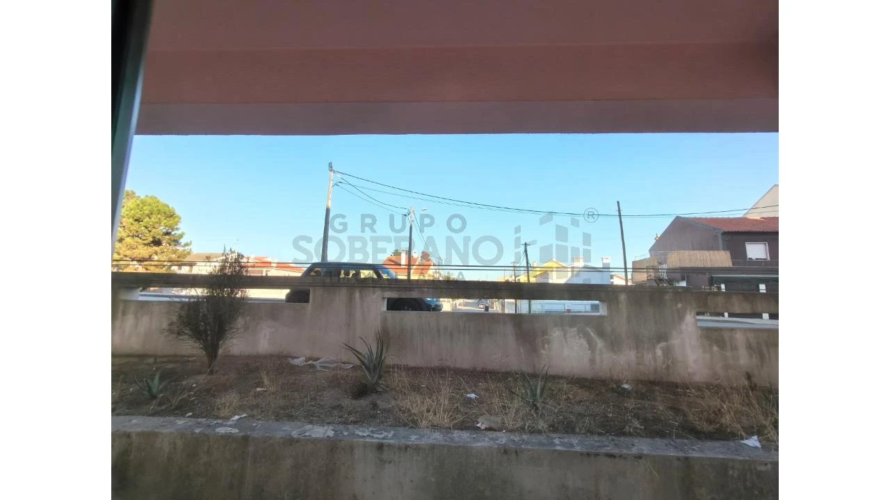 Apartamento T3 para Venda em Quinta do Conde Foto 3