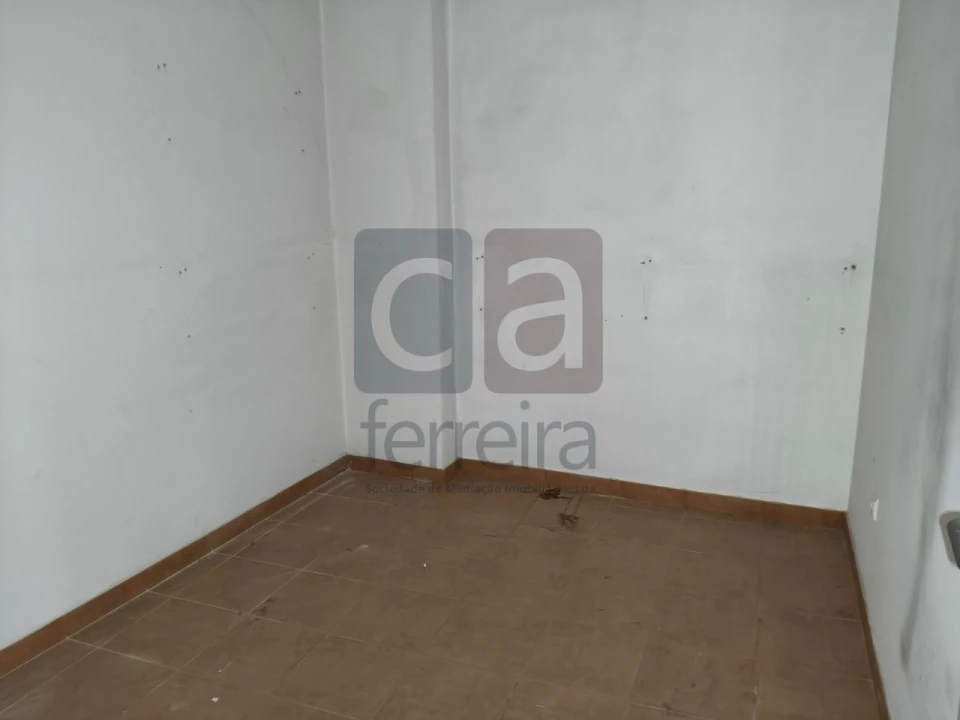 Garagem para Venda em Marvila, Ribeira Santarém, São Salvador, São Nicolau Foto 12