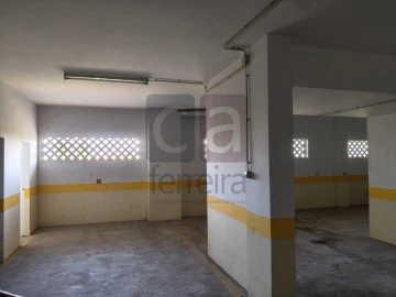 Garagem para Venda em Marvila, Ribeira Santarém, São Salvador, São Nicolau