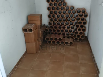 Garagem para Venda em Marvila, Ribeira Santarém, São Salvador, São Nicolau